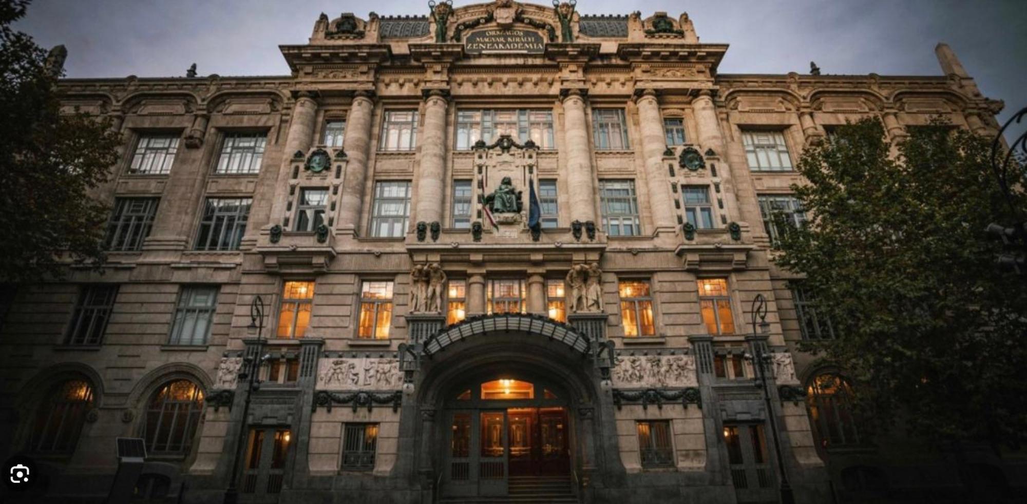 Andrassy Adventures Apartment Budapest Exterior photo