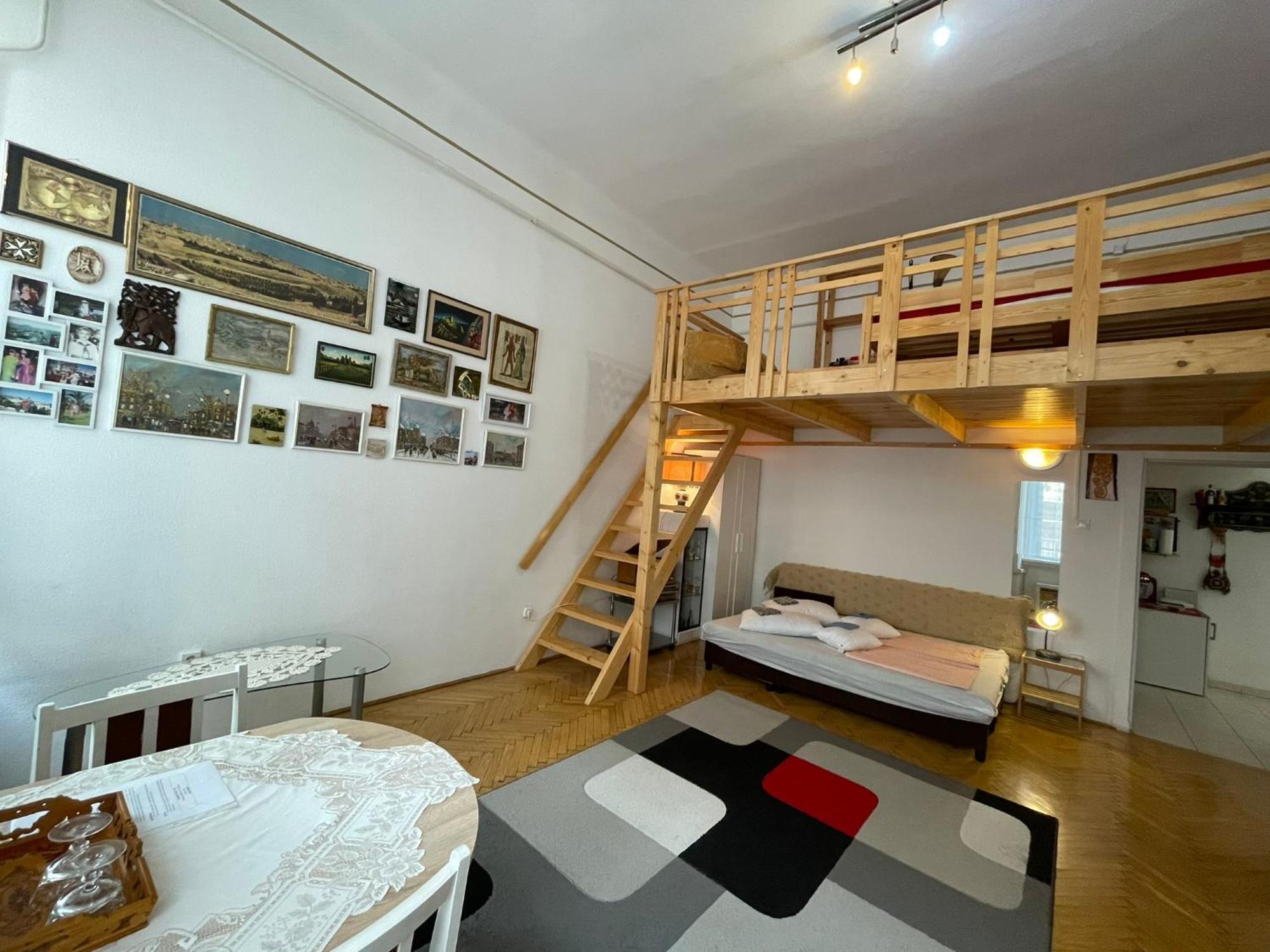 Andrassy Adventures Apartment Budapest Exterior photo